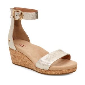 UGG Zoë II Metallic Wedge Sandal in Gold Leather